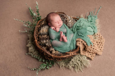 Alt-picture newborn